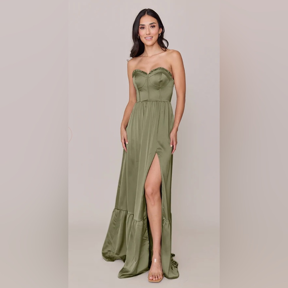NWT Revelry Valentina size 4 moss green satin bridesmaid dress prom wedding